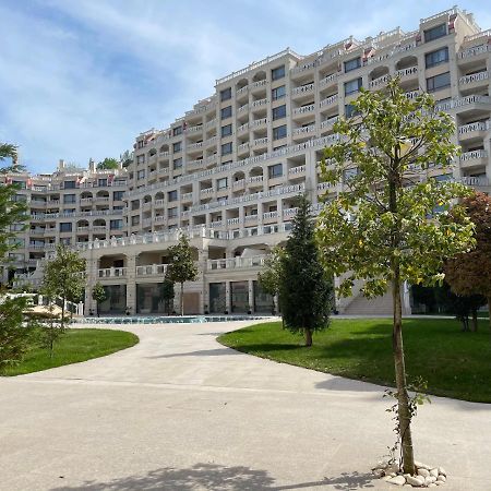 Deluxe Apartment Varna South Bay Beach Residence Exterior photo